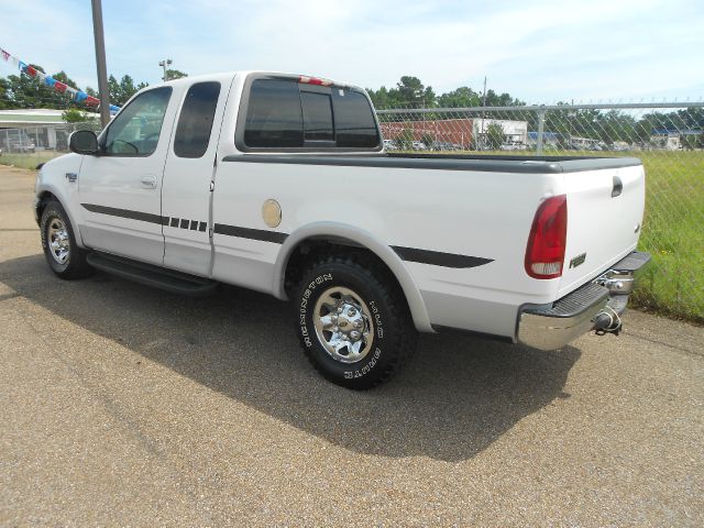 1999 Ford F250 Supercrew 139