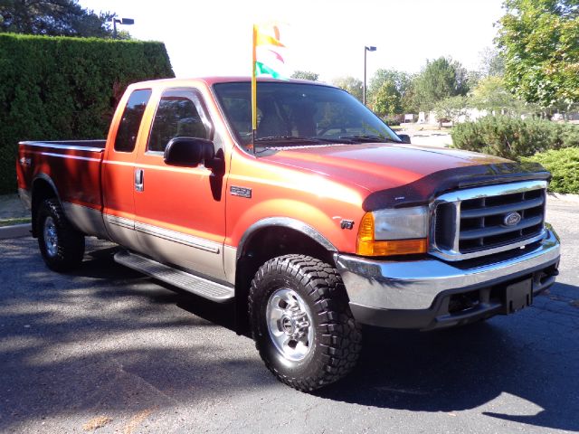 1999 Ford F250 FWD 4dr LS SUV