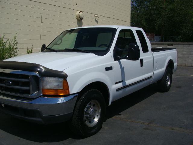 1999 Ford F250 2WD Supercab 145 FX2