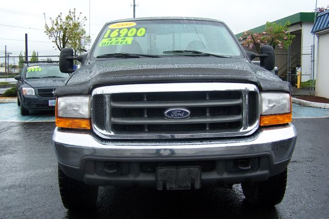 2000 Ford F250 Crew Cab 143.5 WB 4WD SLT