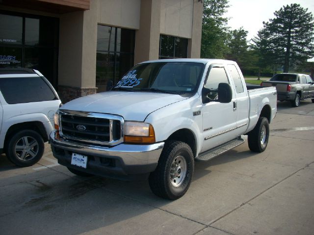 2000 Ford F250 SLT 1 Ton Dually 4dr 35