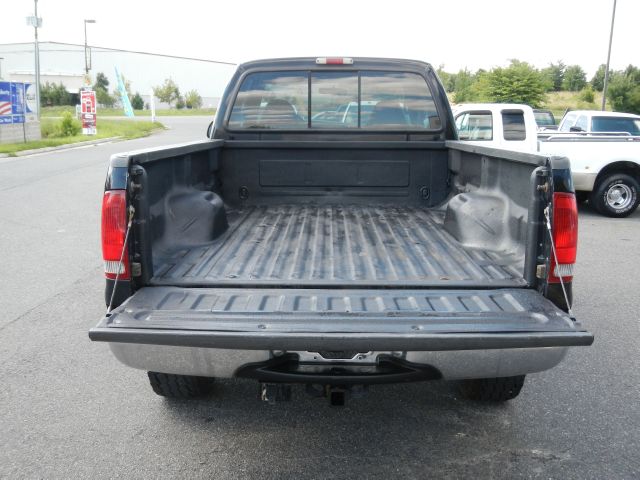 2000 Ford F250 SE Well Kept Alloy Wheels