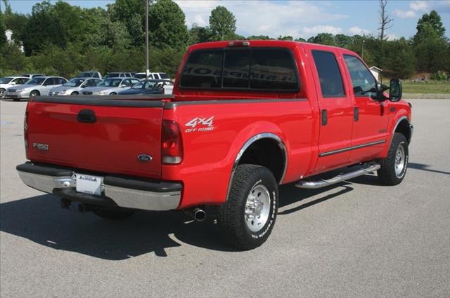 2000 Ford F250 2DR 3.8 GRD TOUR AT