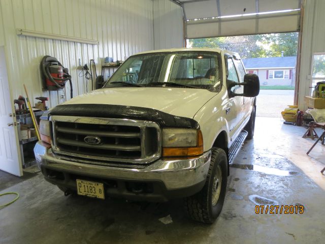 2000 Ford F250 EX W/ Navigation