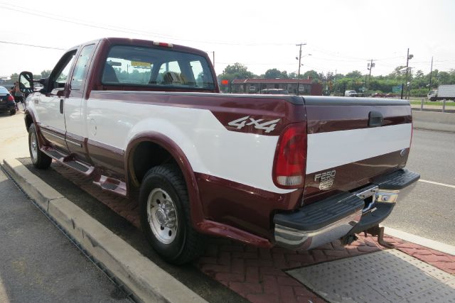 2000 Ford F250 SE Well Kept Alloy Wheels