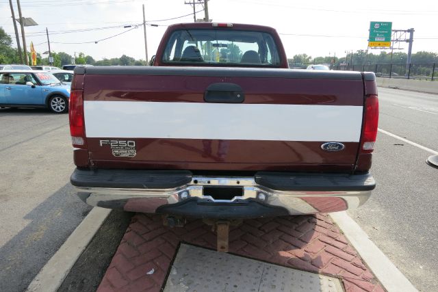 2000 Ford F250 SE Well Kept Alloy Wheels