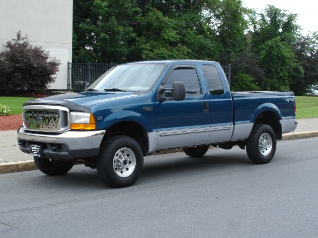 2000 Ford F250 SLT 1 Ton Dually 4dr 35