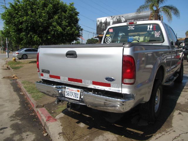 2000 Ford F250 SLT 1 Ton Dually 4dr 35