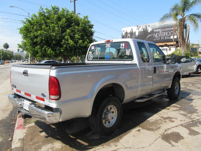 2000 Ford F250 SLT 1 Ton Dually 4dr 35