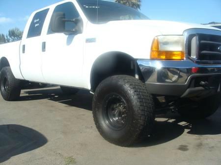 2000 Ford F250 FWD 4dr SE