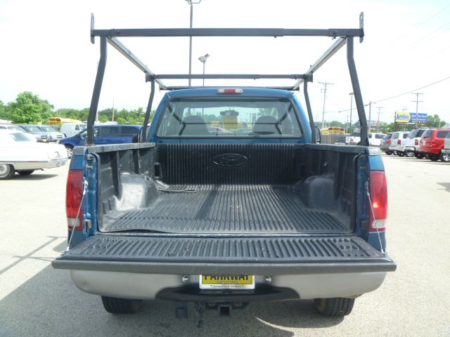 2000 Ford F250 Reg Cab 108 WB