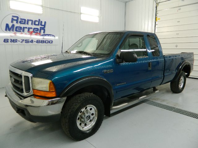 2001 Ford F250 SE Well Kept Alloy Wheels