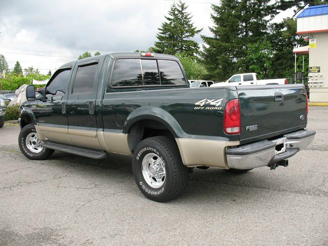 2001 Ford F250 EX W/ Navigation