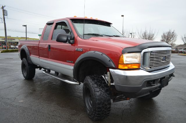 2001 Ford F250 SE Well Kept Alloy Wheels