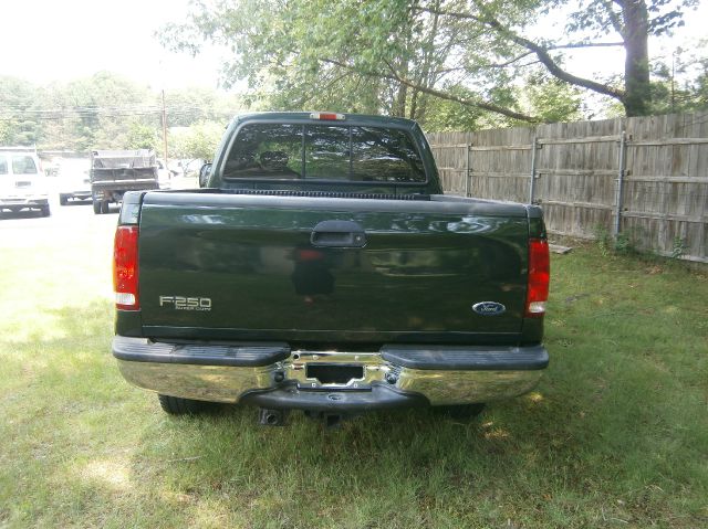 2001 Ford F250 SLT 1 Ton Dually 4dr 35