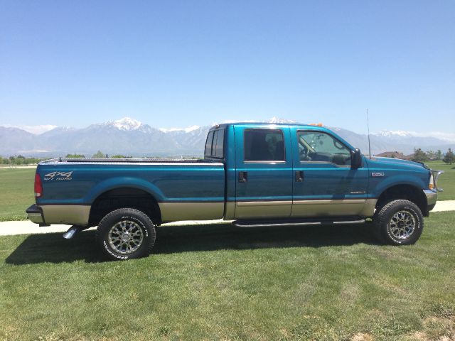 2001 Ford F250 FWD 4dr SE