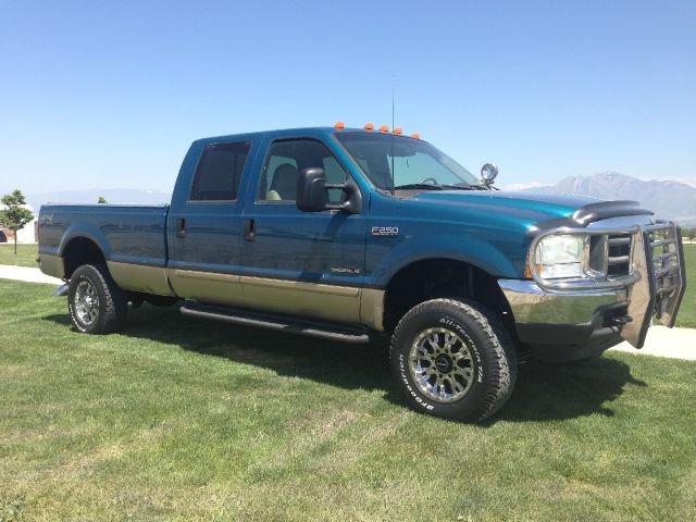 2001 Ford F250 FWD 4dr SE