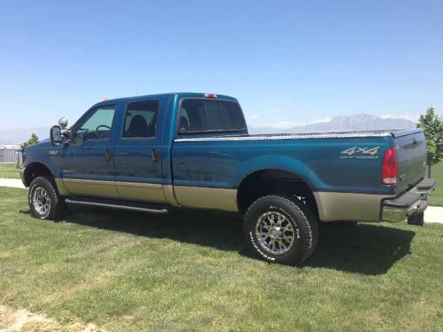 2001 Ford F250 FWD 4dr SE