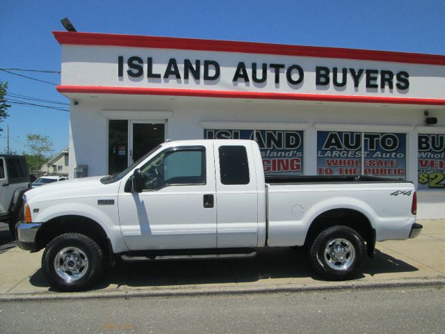 2001 Ford F250 Crew Cab 143.5 WB 4WD SLT