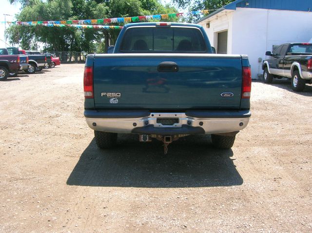 2001 Ford F250 SE Well Kept Alloy Wheels