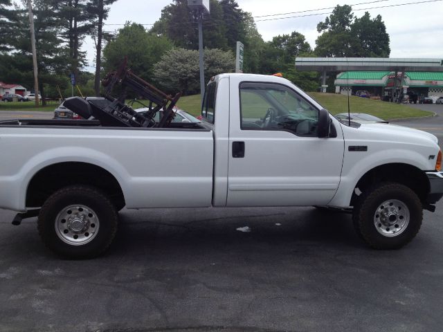 2001 Ford F250 SL 4x4 Regular Cab