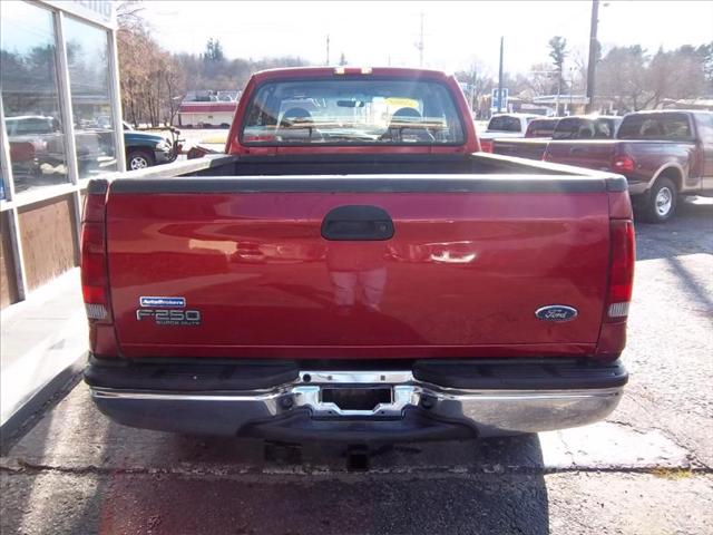 2001 Ford F250 4 DOOR Sport