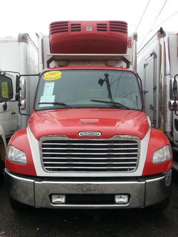 2007 Freightliner M2 Unknown