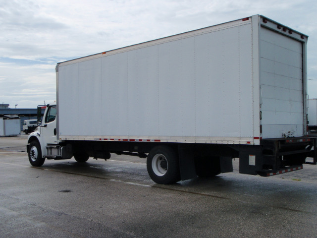 2006 Freightliner M2 BUSINESS CLASS Unknown