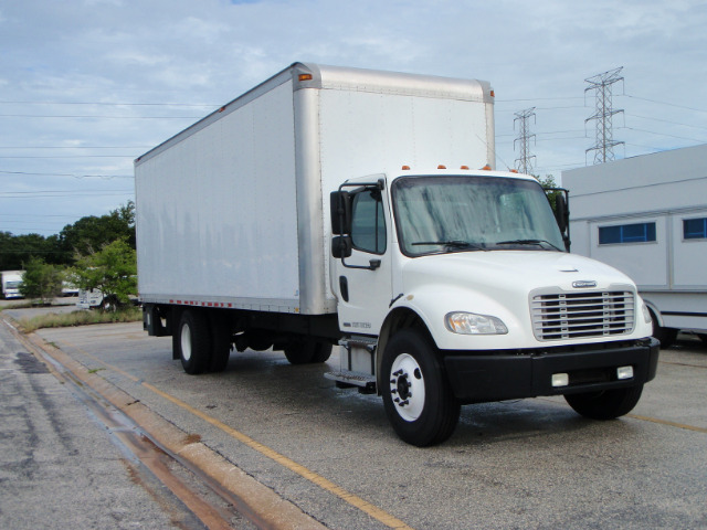 2006 Freightliner M2 BUSINESS CLASS Unknown