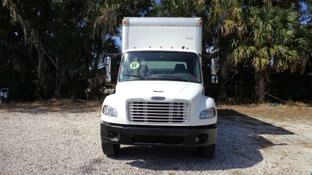 2007 Freightliner M2 BUSINESS CLASS Unknown