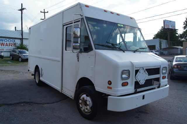 2000 Freightliner m45 Unknown