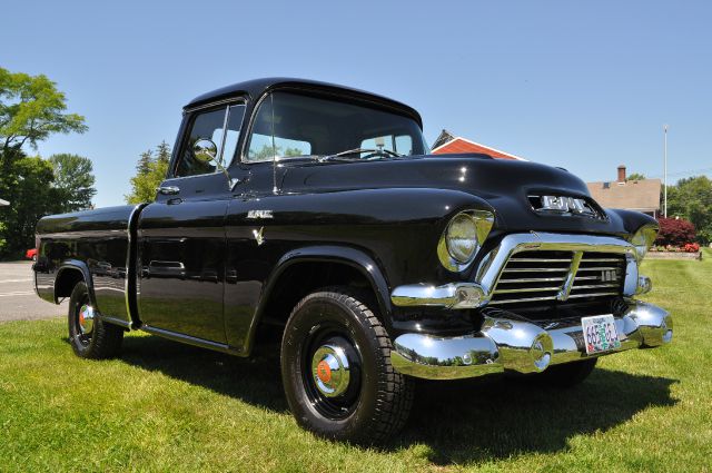 1957 GMC 100 750li Xdrive