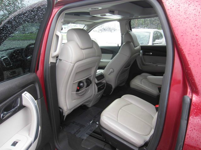 2007 GMC Acadia XLT Lariat 5th Wheel