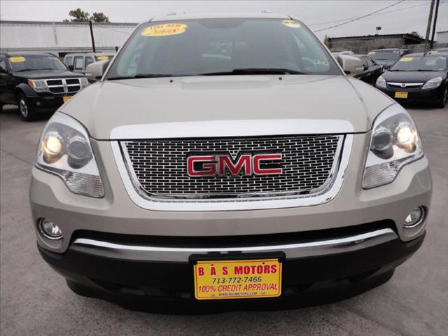 2008 GMC Acadia Lovebug