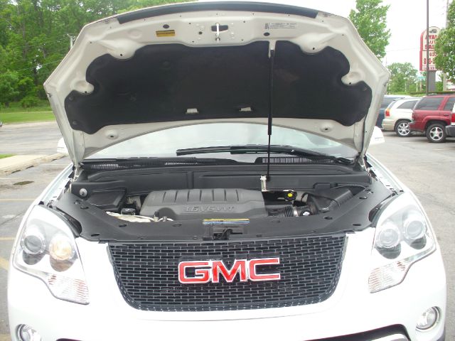 2008 GMC Acadia 3500 SLT Laramie