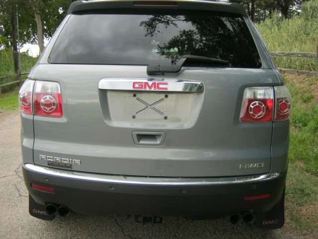 2008 GMC Acadia Sedan 2.0T Automatic Limited