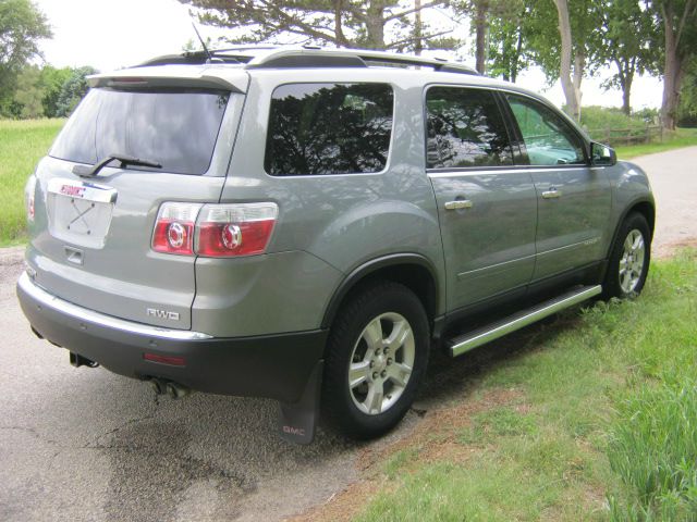 2008 GMC Acadia Sedan 2.0T Automatic Limited