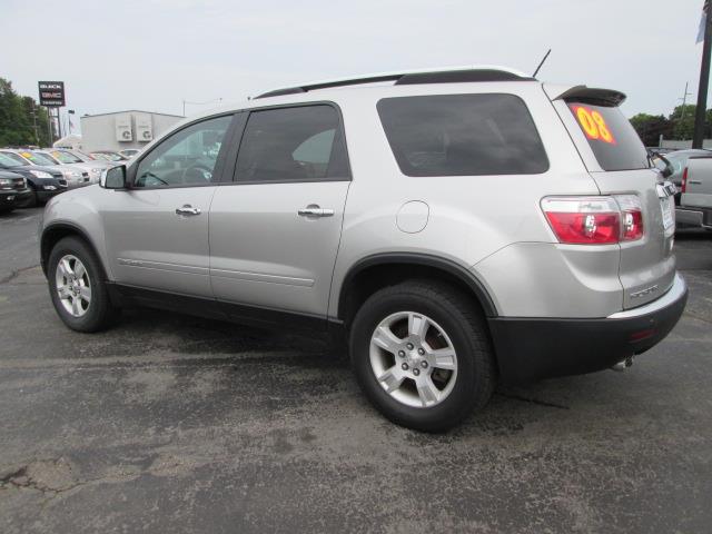 2008 GMC Acadia 4dr Sdn 2.4L Auto SE