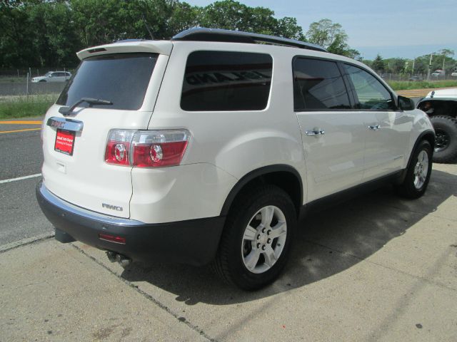 2008 GMC Acadia Sedan 2.0T Automatic Limited