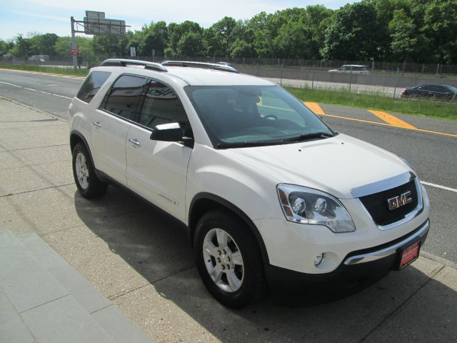 2008 GMC Acadia Sedan 2.0T Automatic Limited