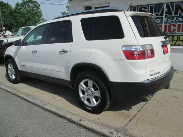 2008 GMC Acadia Sedan 2.0T Automatic Limited