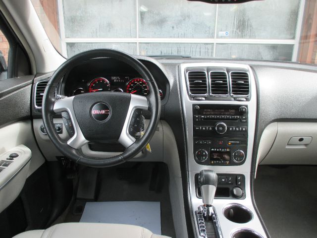 2009 GMC Acadia LS NICE