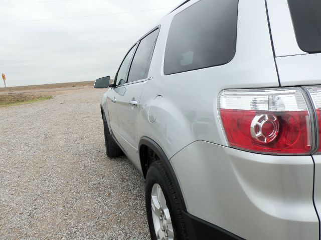 2009 GMC Acadia XLT Lariat 5th Wheel