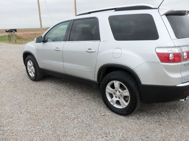 2009 GMC Acadia XLT Lariat 5th Wheel