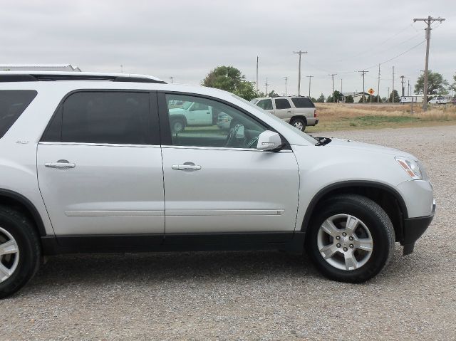 2009 GMC Acadia XLT Lariat 5th Wheel