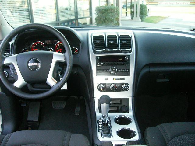 2009 GMC Acadia 45