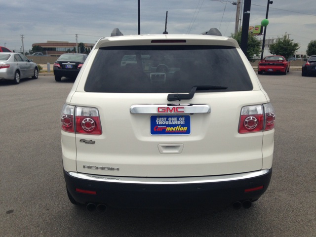 2010 GMC Acadia XLT Lariat 5th Wheel