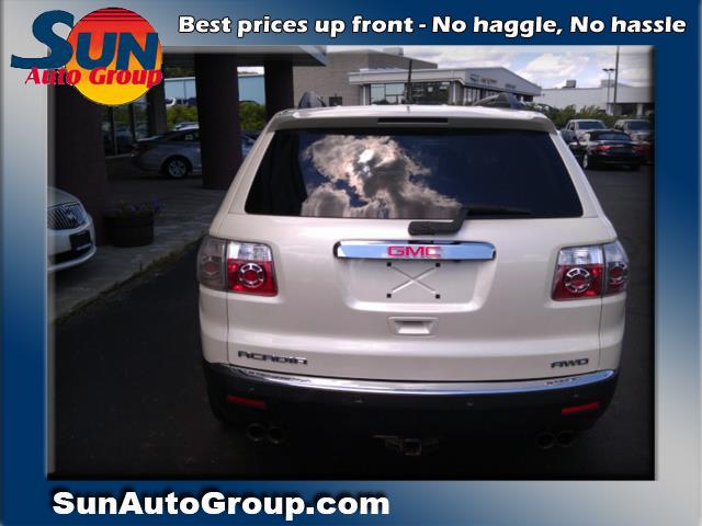 2010 GMC Acadia LX Wagon 4D