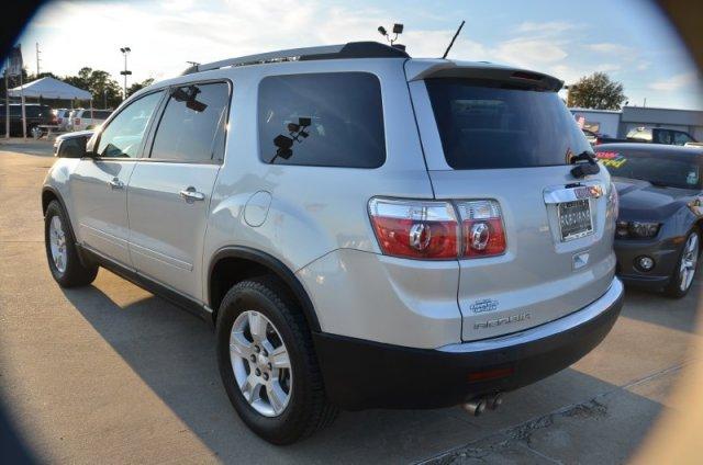 2010 GMC Acadia 45