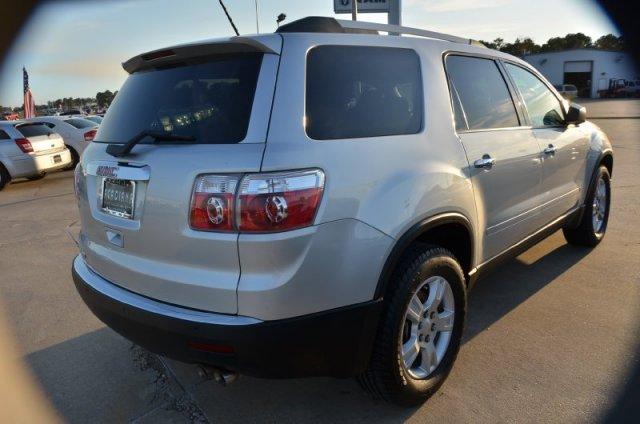 2010 GMC Acadia 45